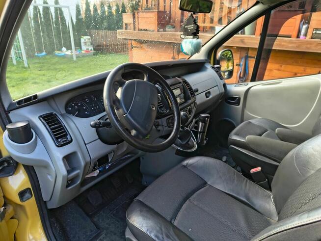 Trafic 9-cio osobowy z klimatyzacją Skrzydełka