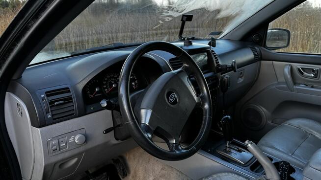 PILNIE sprzedam w pełni sprawną terenówkę KIA SORENTO lpg