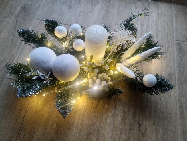 Stroik Bożonarodzeniowy z ledami.