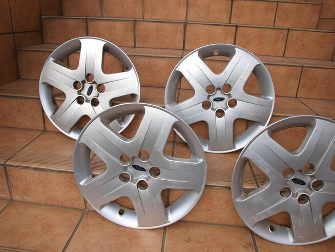 Ford kołpaki 16 oryginalne strukturalne (komplet 4 sztuki)