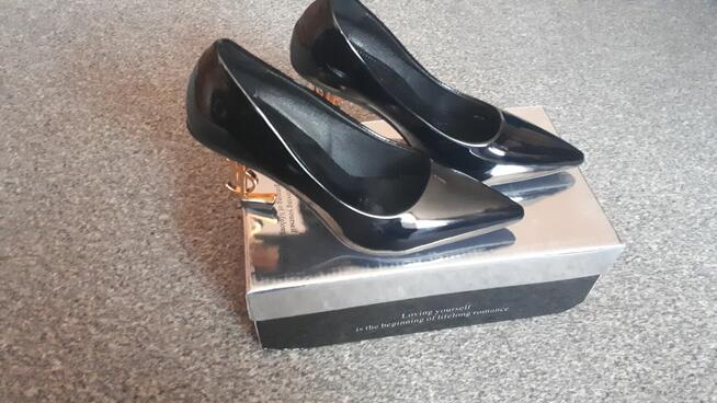 Nowe czarne szpilki ysl