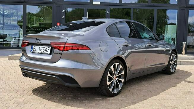 Jaguar XE 2.0D I4 204 KM AWD Auto SE 2023 EigerGrey SalonPL FV23%
