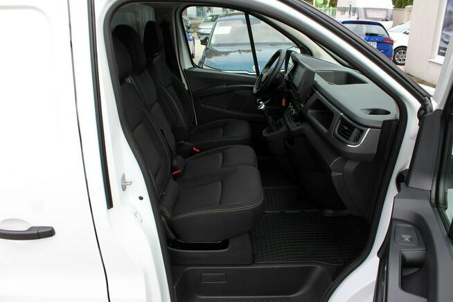 Renault Trafic L2 3-osobowy FV23% 150KM Kamera LED Tempomat Parktronic Gwarancja