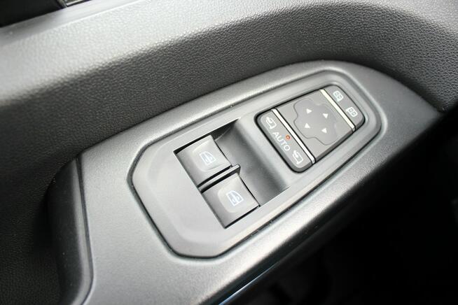 Renault Trafic L2 3-osobowy FV23% 150KM Kamera LED Tempomat Parktronic Gwarancja