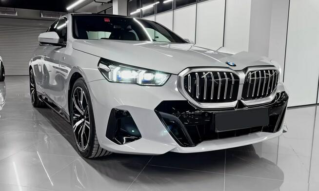 520d xDrive Dostępne od ręki, rabat 81 065 zł , Pakiet sportowy M