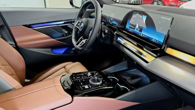 520d xDrive Dostępne od ręki, rabat 81 065 zł , Pakiet sportowy M