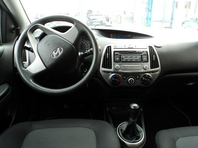 sprzedam hyundaia i20 z 2013r 1.2 B