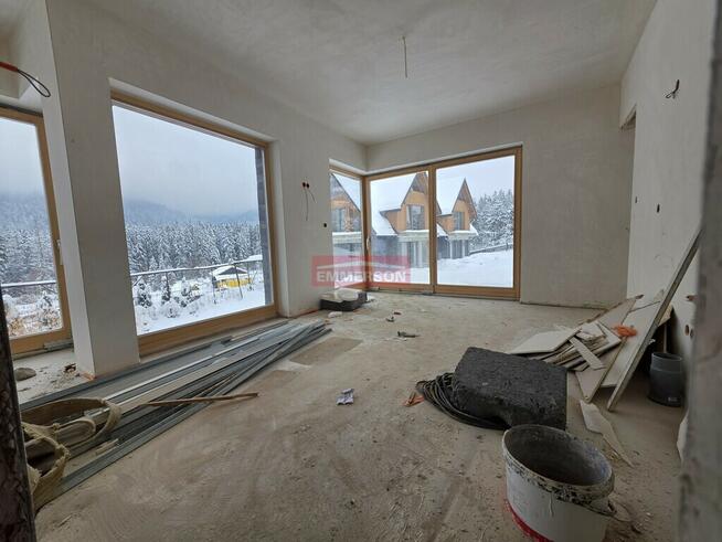 Widok 2pk+ taras ogród grzany basen sauna jacuzzi