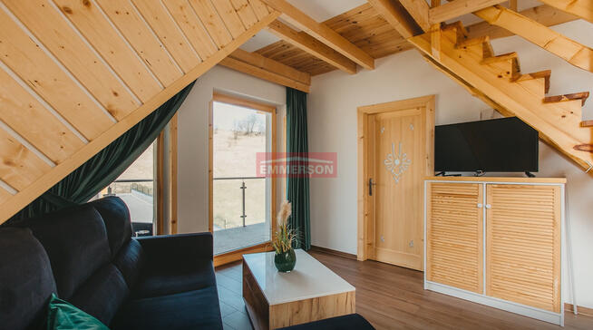 Widok 2pk+ taras ogród grzany basen sauna jacuzzi