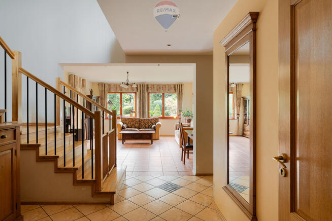 Klimatyczny dom + odrębne mieszkanie, duża działka