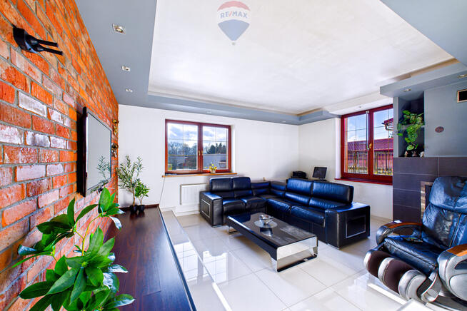 Kompleks inwestycyjny przy drodze ekspresowej S3