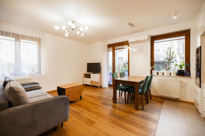 Mieszkanie przy ulicy Rymarskiej_Ogród i garaż