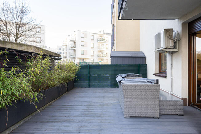 Mieszkanie przy ulicy Rymarskiej_Ogród i garaż