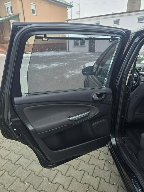 Ford S-Max 2,0 Benz. 7 Osobowe. Convers+.Navi.Tempomat.el.szyby.Centralka.kredyt.