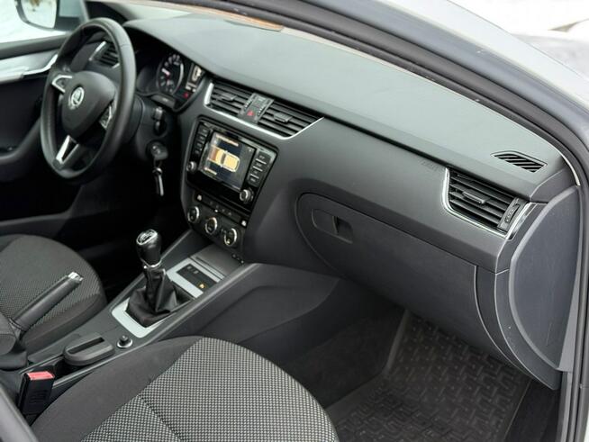 Škoda Octavia Salon Polska Faktura VAT 23%