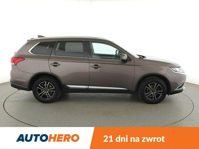 Mitsubishi Outlander kamera grzane fotele klima-auto tempomat