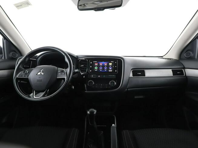 Mitsubishi Outlander kamera grzane fotele klima-auto tempomat