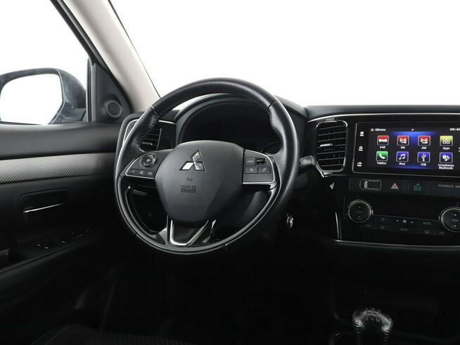 Mitsubishi Outlander kamera grzane fotele klima-auto tempomat