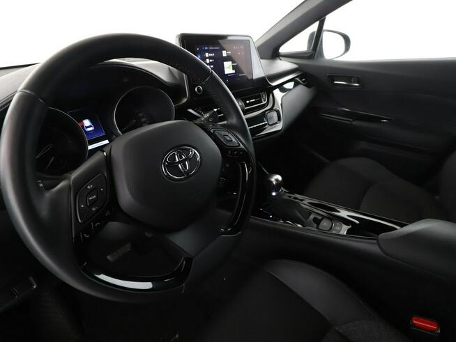 Toyota C-HR FV23% full LED navi klima auto kamera cofania
