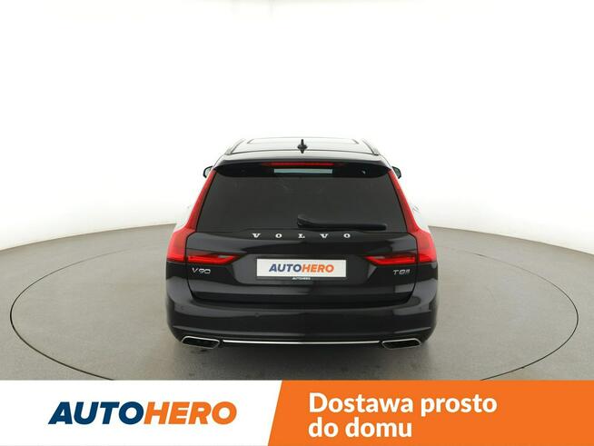 Volvo V90 Momentum PHEV T8 AWD automat skóra navi panorama grzane fotele PDC