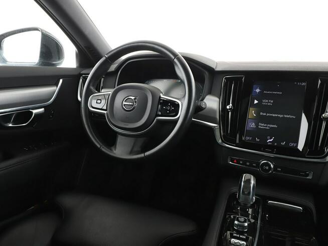 Volvo V90 Momentum PHEV T8 AWD automat skóra navi panorama grzane fotele PDC