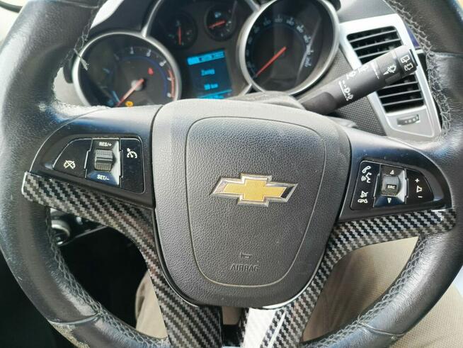 Sprzedam Chevrolet Cruze kombi