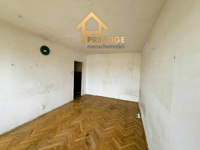 Kawalerka do generalnego remontu na sprzedaż.