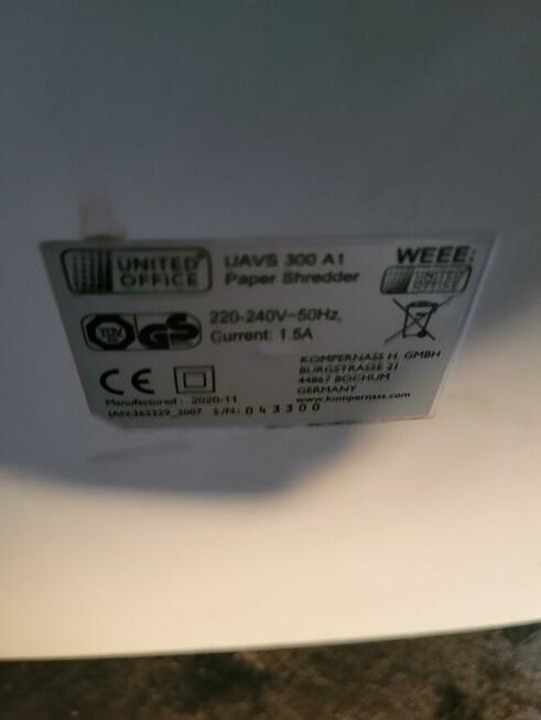 Syndyk sprzeda pakiet komputerów (monitorów) Lenovo i HP