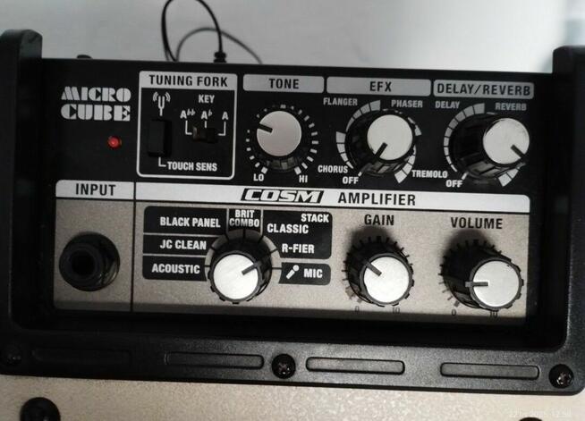 Wzmacniacz gitarowy Roland Micro Cube domowy z symulacjami