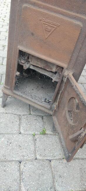 Piec, Krystek żeliwny z wkładem szamot.