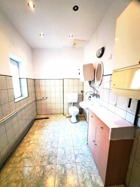 Do wynajęcia lokal na 1 piętrze 53,2 mkw. Sanok centrum