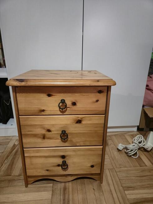 Sprzedam komódkę