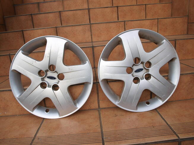 Ford kołpaki 16 oryginalne strukturalne (komplet 4 sztuki)