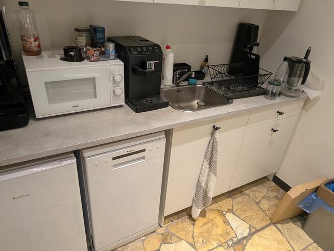 Wyposażenie kuchenne używane komplet po salonie