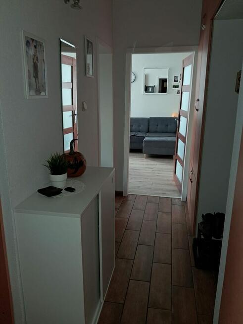 Mieszkanie o pow. 47,17m2, balkon, I piętro, winda, Os.Asnyka