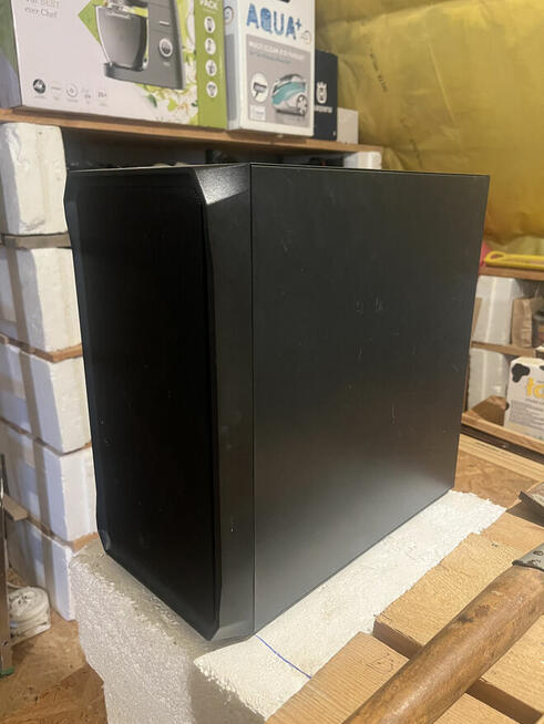 Komputer Ryzen 5600/RX6600/16GBDDR4/PG B550MPRO4