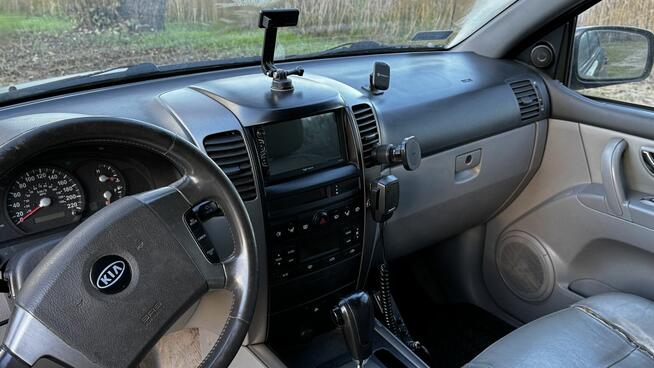 PILNIE sprzedam w pełni sprawną terenówkę KIA SORENTO lpg