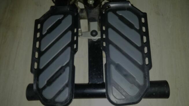 Stepper Hop-Sport skrętny z linkami.