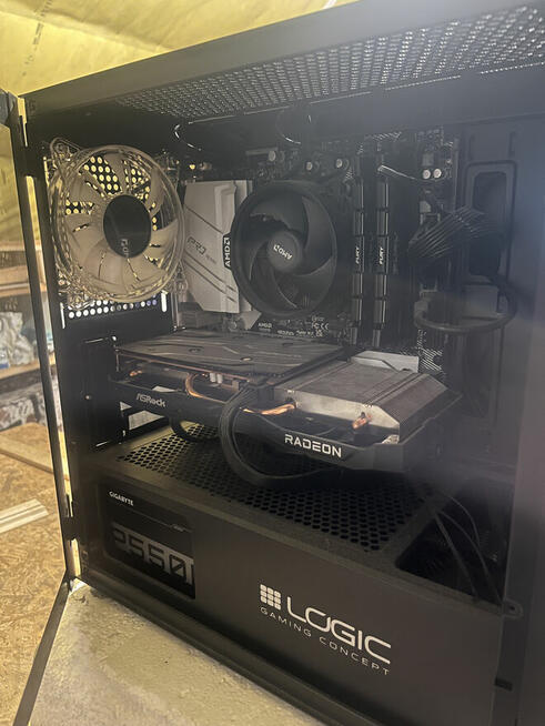 Komputer Ryzen 5600/RX6600/16GBDDR4/PG B550MPRO4