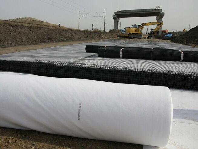 Geowłóknina Polipropylenowa 9kn 110g/m2 Pod drogę