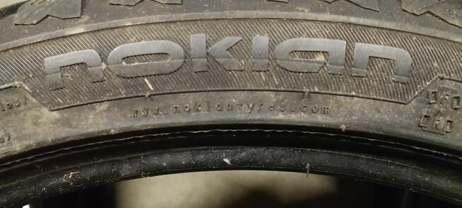 Opony zimowe Nokian 235/35R19