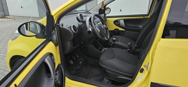 Bardzo ładny Peugeot 107 z klimą! Niski przebieg