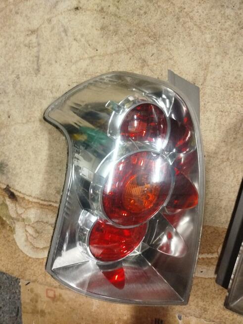 Lampa lewa tył Toyota Corolla Verso