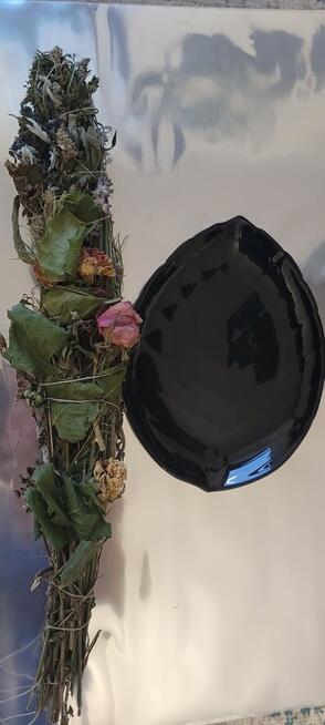 kadzidełka 3 sztuki + ognioodporna podstawka prezent