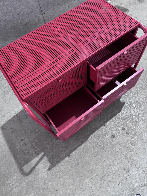 Syndyk sprzeda meble biurowe IKEA