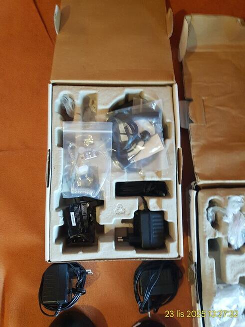 Zestaw 4 radiotelefonów PMR Motorola XTX446