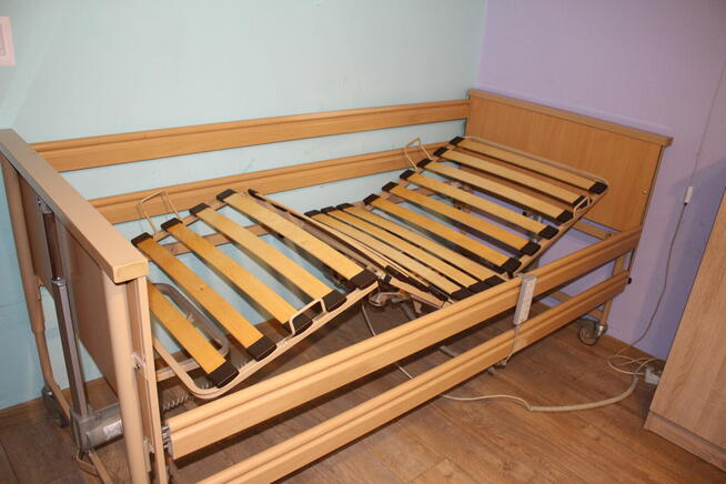 Łóżko rehabilitacyjne Burmeier regulowane z pilotem