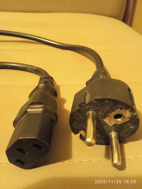Przewód zasilający komputer ,monito