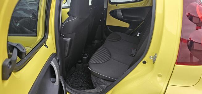 Bardzo ładny Peugeot 107 z klimą! Niski przebieg