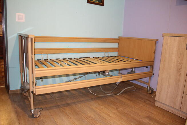 Łóżko rehabilitacyjne Burmeier regulowane z pilotem